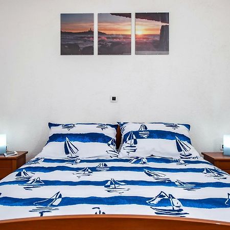Apartment Bora Rovinj Exteriör bild