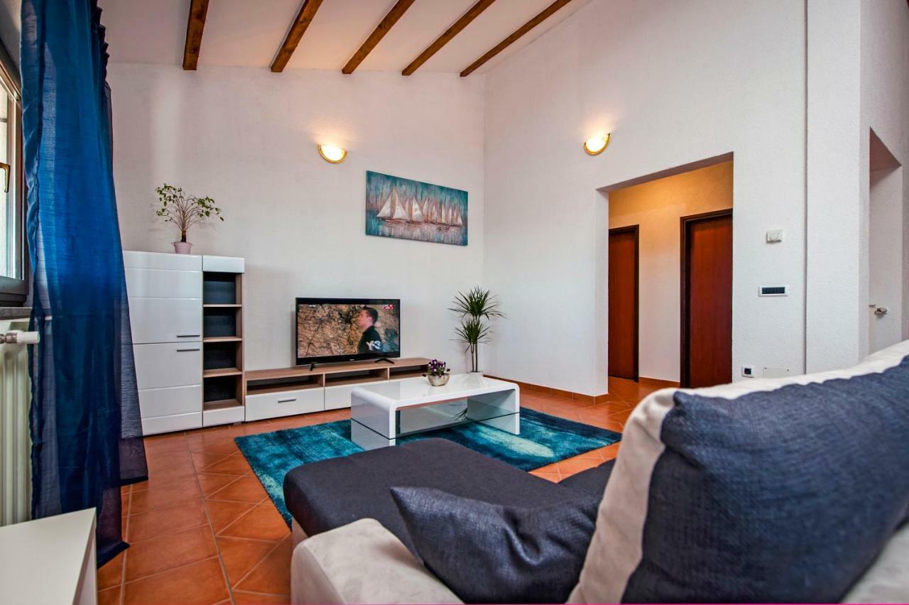 Apartment Bora Rovinj Exteriör bild