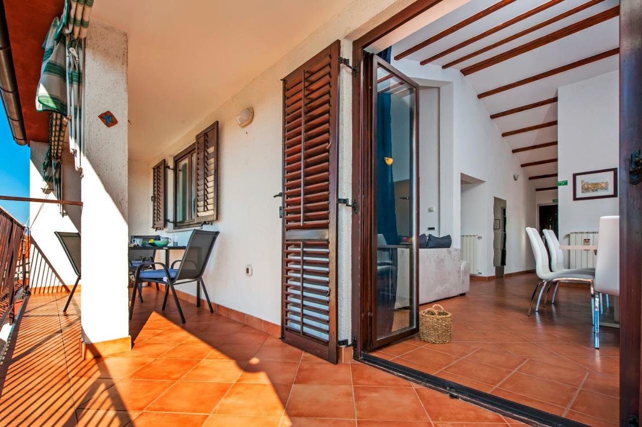 Apartment Bora Rovinj Exteriör bild