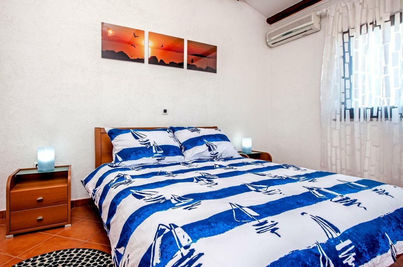 Apartment Bora Rovinj Exteriör bild