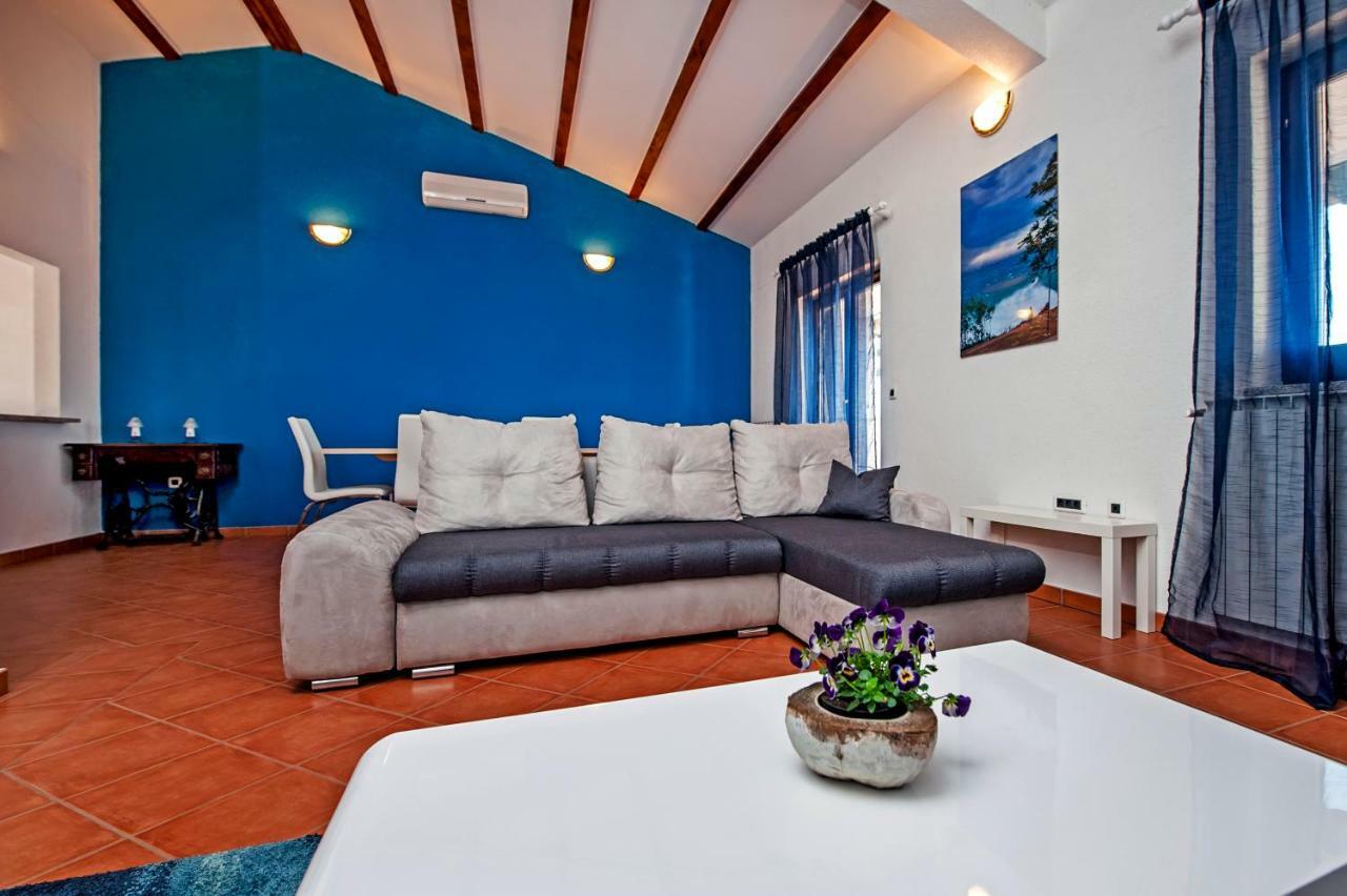 Apartment Bora Rovinj Exteriör bild