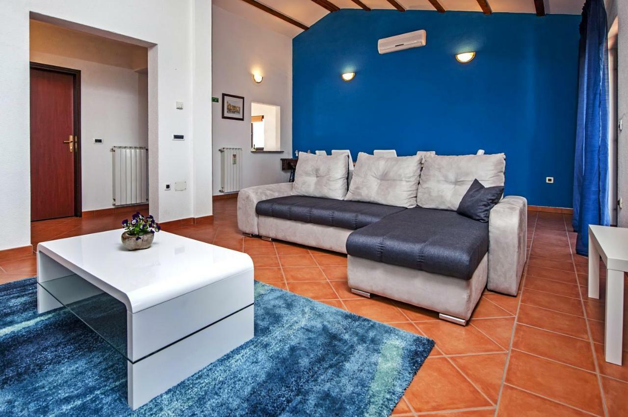 Apartment Bora Rovinj Exteriör bild