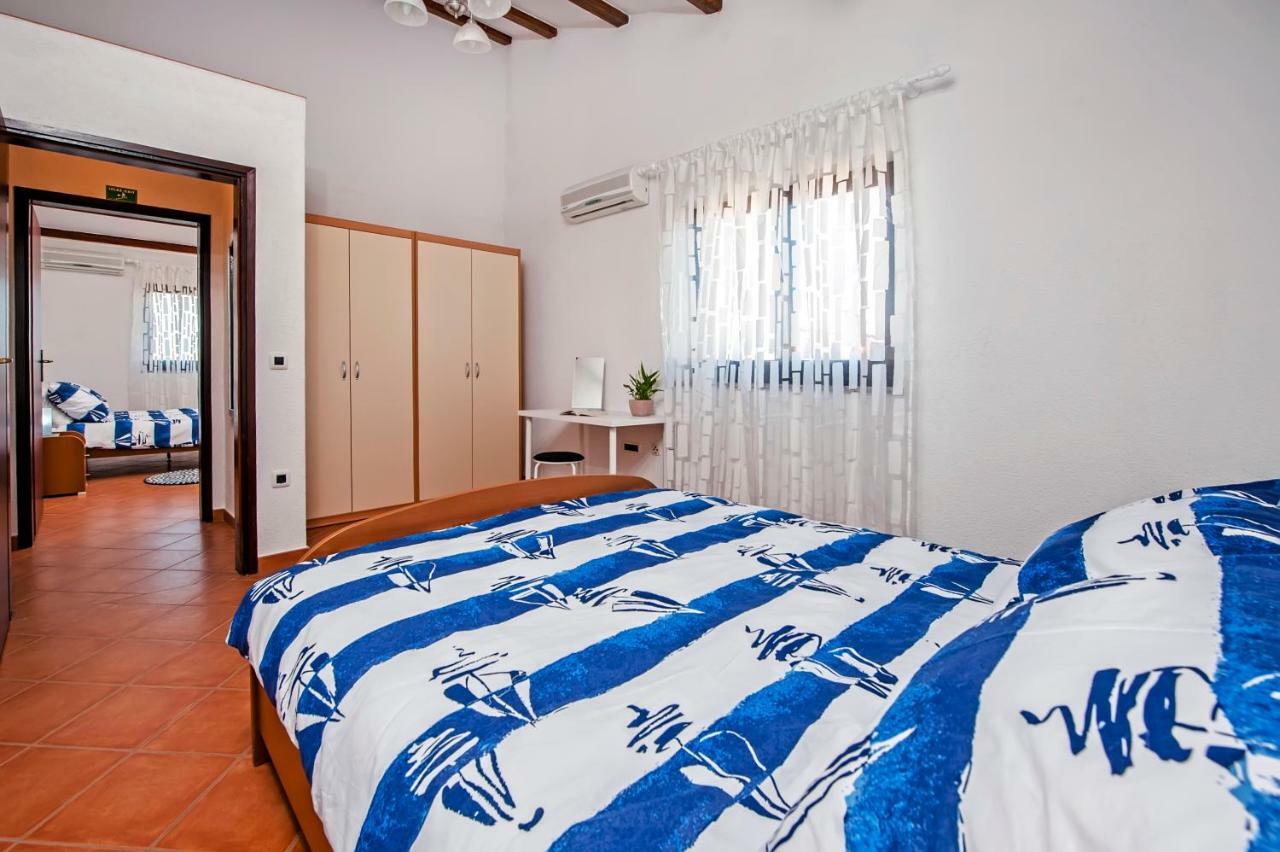 Apartment Bora Rovinj Exteriör bild